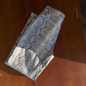 Aritzia Wilfred Free Gray Snake Print High Rise Jeans